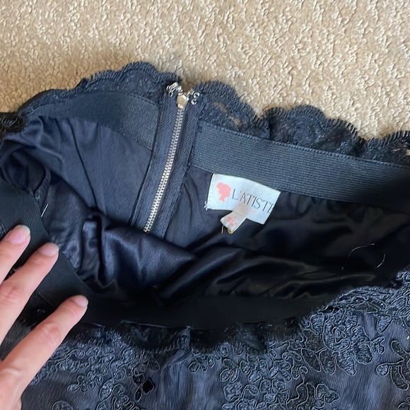 Lace zippered back set size large - Picture 6 of 6